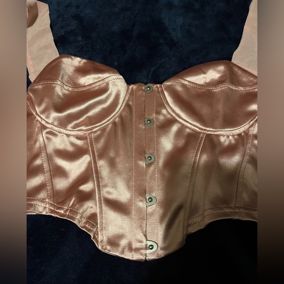 Sexy Magnetic Hook & Eye Design Asymmetrical Ribbon Straps Bustier Crop Camisole - Picture 12 of 17